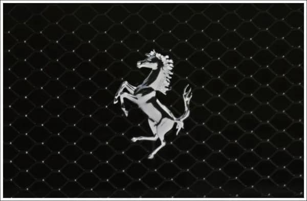 Jak wygląda znaczek Ferrari? Odkryj jego tajemnice i symbolikę