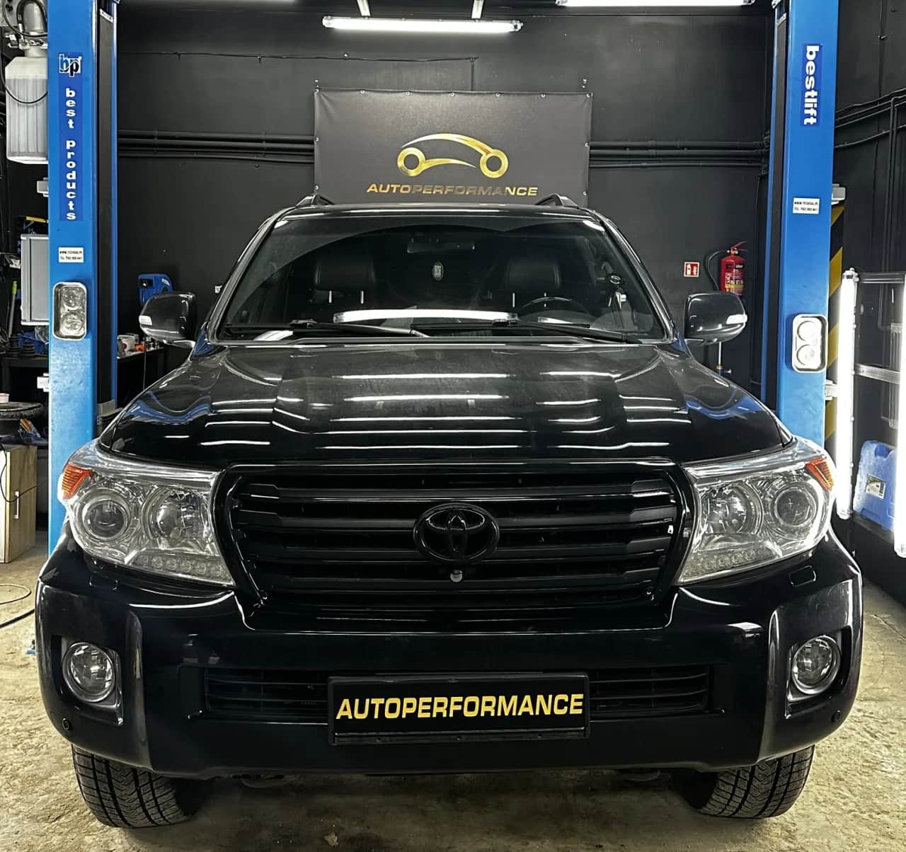 Jaki płyn do chłodnicy Toyota? Uniknij kosztownych błędów!