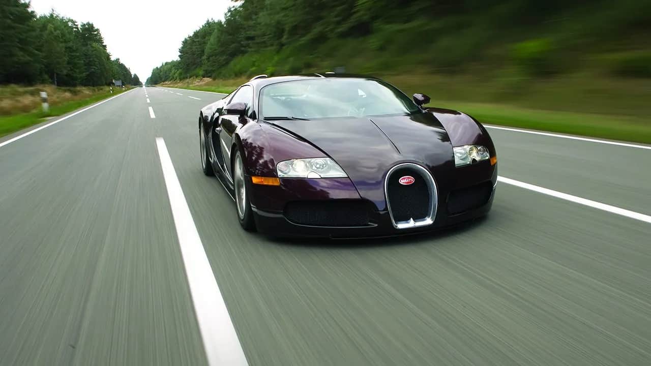 Bugatti Veyron ile do 100 km/h? Zaskakujące osiągi i porównania
